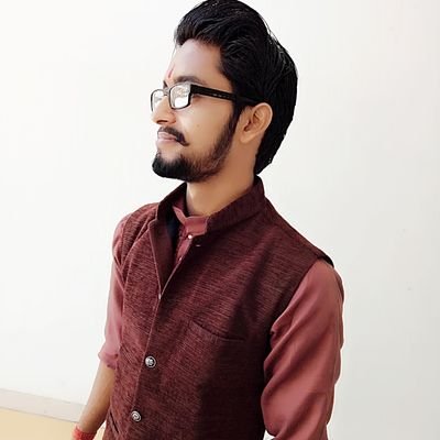 Ambujsh42853369's profile picture. सोचने वालो को सिर्फ उतना ही प्राप्त होता है।
जितना कोशिश करने वाले छोड़ देते है।।