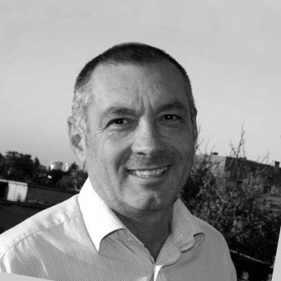 Senior Trader, Algorithmic Trading,
I`m Divergent
https://t.co/guBEARDkK2…