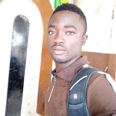 BGnagbalo's profile picture. j'aime beaucoup le travail.