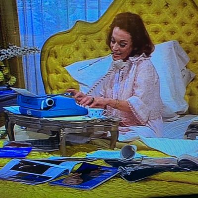 Simon_Kent's profile picture. Writer of books, articles, scripts, editor, stand-up, film maker, musician, performer, & YA. Tweets for Secret Fictitious Covid Blog updates and other thoughts.