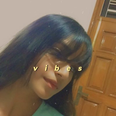 Anshitasinght's profile picture. 🦋