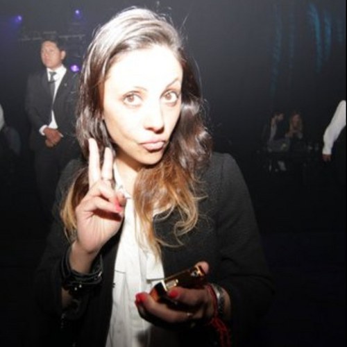 claudinebonheur's profile picture. happy, stylist and fashion lover Sioux http://t.co/FPuIb5LBQm Instagram: we_are_sioux