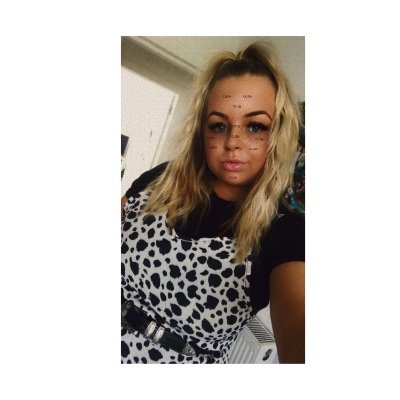 CourtneyPurves's profile picture. Calvin Kerr💙