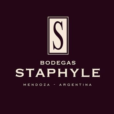 Bodega Familiar de Luján de Cuyo, Mendoza, Argentina. Hoy la Familia Porretta abre sus puertas de lo que fue un sueño, Staphyle, racimo de uvas (Mitol. Griega).