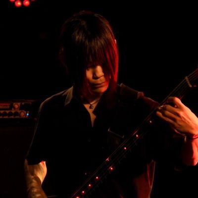 漆黒の5弦ベースを弾いてる者です🎸
*アニソン/アニメ/バンドリ/ボカロ/ロック/グルメ/車/コーヒー/京都/景色/教則本/黒猫
いろんなコーヒーを飲むのが日課です☕
よろしくお願いします👼