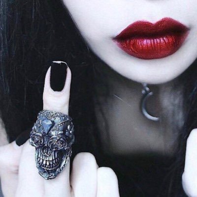 Identifies as an Oracle. Social Distancing since 1992. mom. wife. sister. Ally. Free thinker. GenX hippie. Critter. AntiKa (anti-Karen). no DMs unless I know u