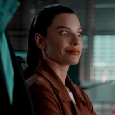 MargheritaS27's profile picture. “𝐼 𝒸𝒽𝑜𝑜𝓈𝑒 𝓉𝑜 𝒷𝑒 𝓋𝓊𝓁𝓃𝑒𝓇𝒶𝒷𝓁𝑒 𝒶𝓇𝑜𝓊𝓃𝒹 𝓎𝑜𝓊.”