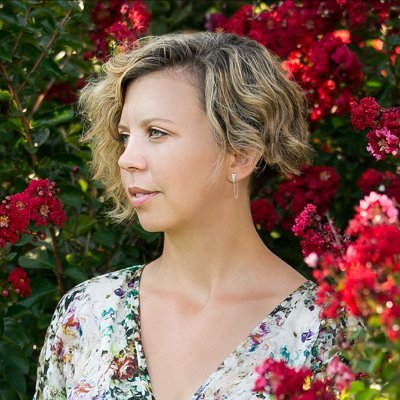 ErikaOnFire's profile picture. 