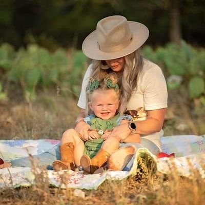 rural_mommy's profile picture. AGvocate.
Mommy to one sassy little girl #eatbeef #ruralmatters 
East Texas girl at heart🌲🌲🌲