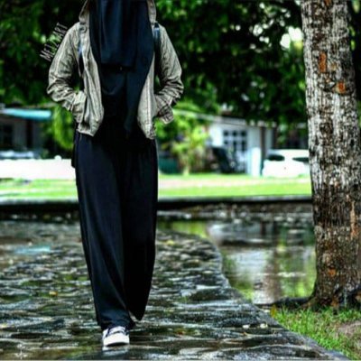 u3APlyj13auItd1's profile picture. Her sessizlik bir ihtilal.

"Kahramanlar can verir.."

Ben akıllanıyorum siz delirin...🌿