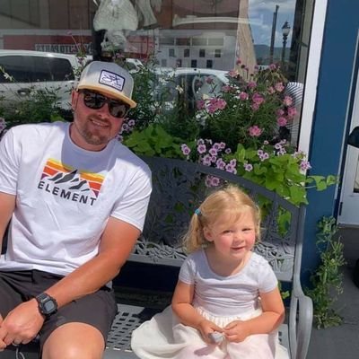 bozekid's profile picture. crushing ice cream since '81