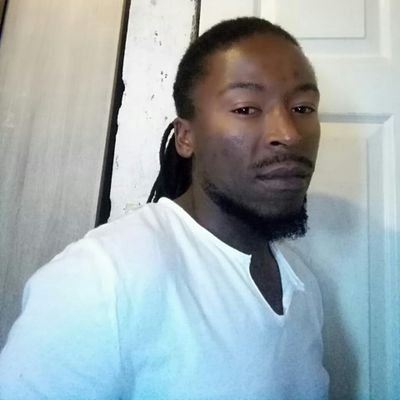 RomeoJiyane's profile picture. True believer,ambitious and virtious 😉