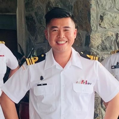 @RoyalCanNavy Logistics Officer ⚓️ Former HMCS Regina LogO, HMCS Fredericton A/LogO. MSc Supply Chain Mgmt @HEC_Montreal Grad 🧑🏻‍🎓Wing Chun Kung Fu 🥋