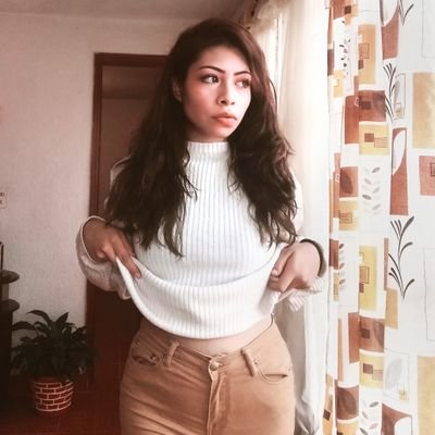 Mariana23639942's profile picture. 