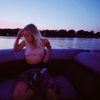 ikenzietaylor's profile picture. fill your face with smiles sunshine:) SUNY Bport ‘22