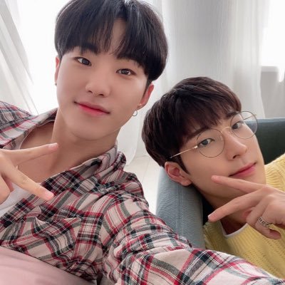 🇻🇳❤️🌱 NielHwan 😼 Wannable☝🏻Kim Dongbin PD🍀 Only Lee Eunsang 🍎WonSoon🦊Carat💎