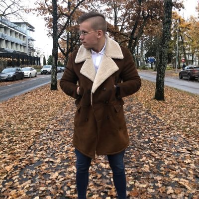 AndresReitsnik's profile picture. ⚡️