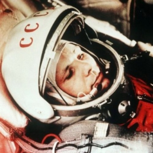 Raumpfad's profile picture. [ʀaʊ̯mpfaːt] = Wege im architektonischen Raum