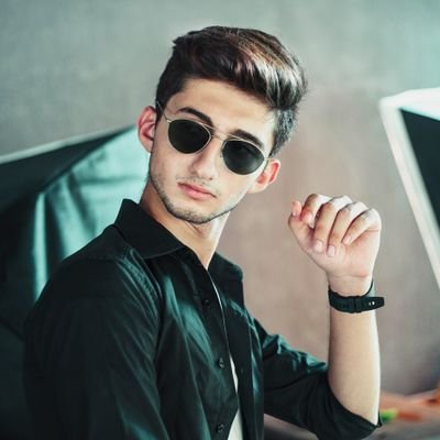 Serhat46950422's profile picture. Zitrivan Sante Kum ⬛