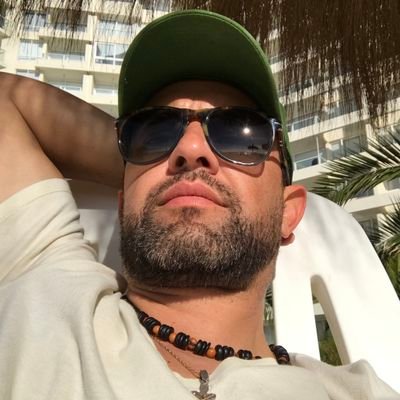 D2_virtuales's profile picture. Medico Veterinario, MBA, Empresario, Amante de Todo lo que Tenga Motor y Ruedas, Enamorado de la Vida y su Familia, puedo decir que soy Realmente Feliz :-)