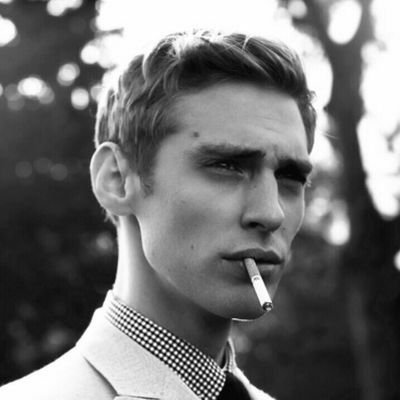 enviliciouss's profile picture. Hey!