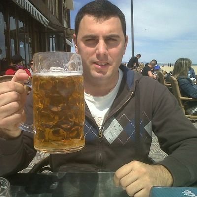 Edu86Edu's profile picture. valenciano y valencianista, técnico en emergencias.