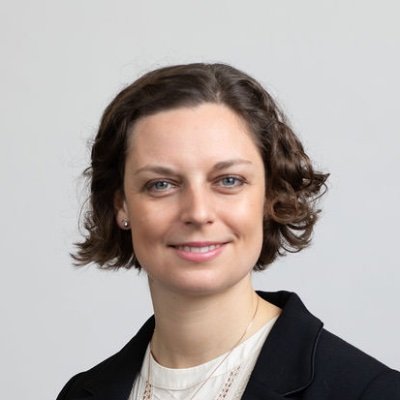 Commercial barrister, cyclist, musical theatre enthusiast, violinist.
Maitland Chambers, Bar Council