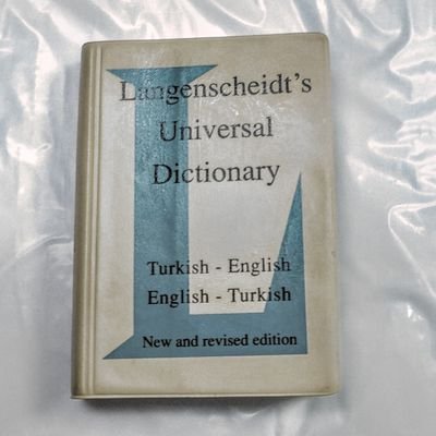 トルコ語を学んでいます。そして万年筆沼にハマり、最近はノート沼にも…。2024年2月9-16日、念願の初トルコ。万年筆も連れて行ったよ🖋️