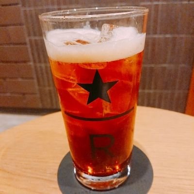 スタバとコーヒーが大好きなごく普通の一般人です。
今後ともどうぞよろしくお願いします！