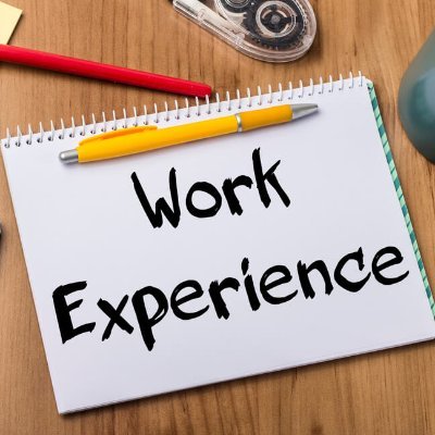 We are Work Experience at @BHRUT_NHS! 💙🌈
We want to provide as much information to students looking for a career with BHRUT