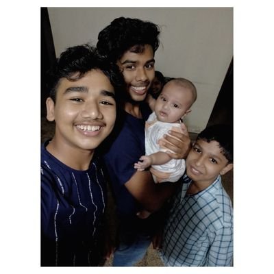 NoshinAbdul's profile picture. Turning lemonade to lemon since 2000