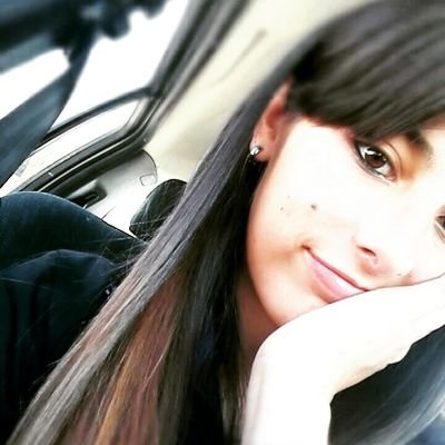 Fanaticamente Peronista - Fanatica Hincha de Racing Club! 
FANÁTICA