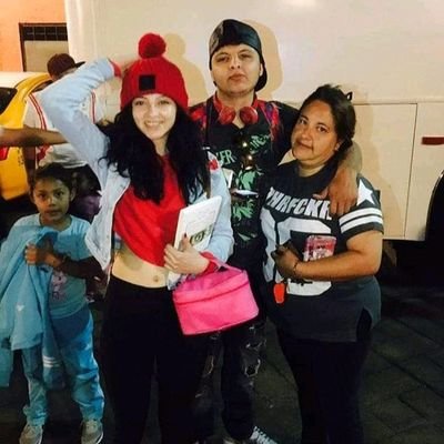 RoxanaM86593430's profile picture. 