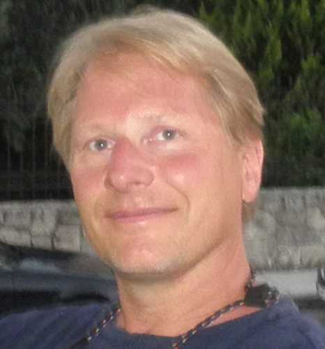 summitbid's profile picture. engineer, biker, skier, video guy, daddy of two