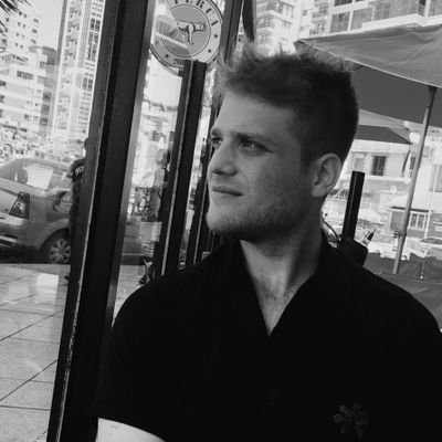 Maxigarcia__'s profile picture. 👨🏼‍💻 Senior Frontend Software Engineer