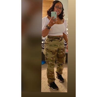 Don't judge my path if you haven't walked my journey ..Loves god,my 3 Dynasty,Lil Philly,and lil Rich 🙌🏽🥰
