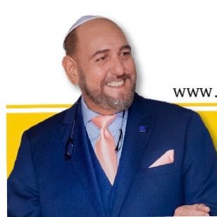 Presidente internacional de la Alianza Netzarita AMI, editor del Código Real y escritor de más de 30 libros sobre las raíces hebreas de la fe.