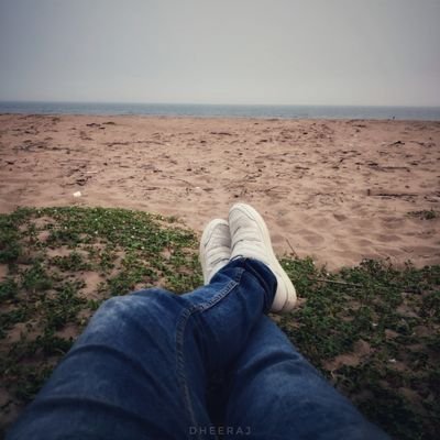 Don't be like cigarettes; people buy you when they need you and step on you when they finish from you, but be like drugs; they DIE if they don't have you...