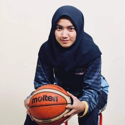 AishahDaud6's profile picture. 🏀
