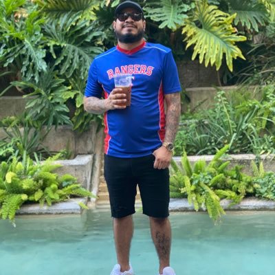 I fuck with money more than I do people, cause I ain’t ever met a dollar I didn’t like.!!