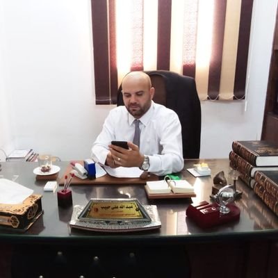 Lawyer⚖️. Egyptian🇪🇬. Ahlawy🦅.Memories📬.Music 🎶 
فلسطين في القلب 🇵🇸
اربعيني خالط الشيب لحيتي.. سلاماً علي روح امي