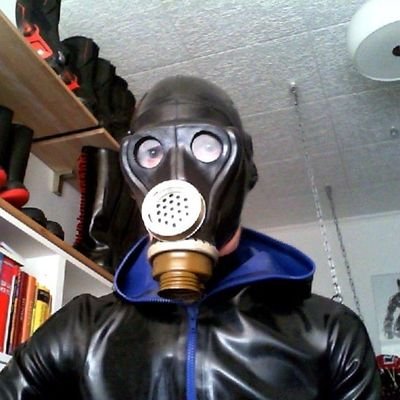 Tomrub3's profile picture. 🇩🇪🏳️‍🌈gay,rubber, drone, biker,