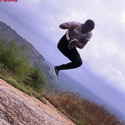 There is never a right way of doing the wrong thing.
This colour don't run; it stays flying🏁🚩🛵🏍
📷| here to make #impacts💪
Random tweets toh make sense!