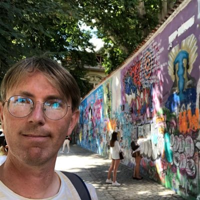 weethetbeter's profile picture. 