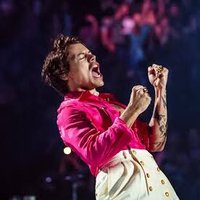Christine's Harry Styles Fan Account(@HSFans2194) 's Twitter Profile Photo