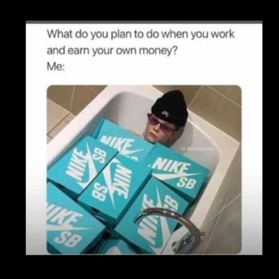 SantaTropikal's profile picture. vibe with anything beautiful💯💯