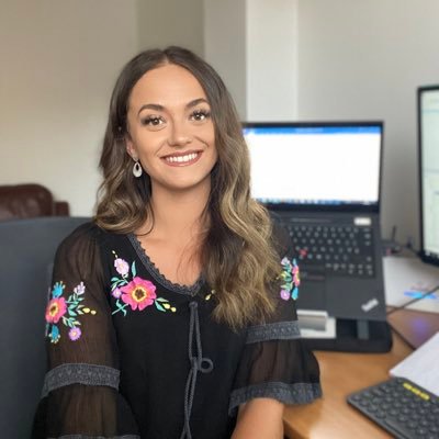 25. Welsh. Qualified Teacher. Applications Consultant. Digital and Technology Solutions Degree Apprentice @Capgemini 👩🏽💻