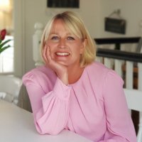 @elliebarkerwrites (@elliebarkerwri1) 's Twitter Profile