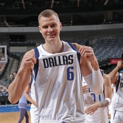 HoodiePorzingis's profile picture. IFB » Subpar Tweets » #NBATwitter » #MFFL