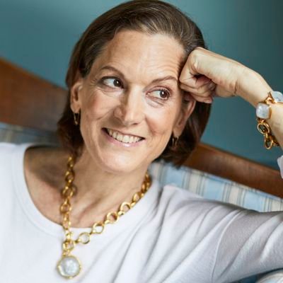 anneapplebaum Profile Picture